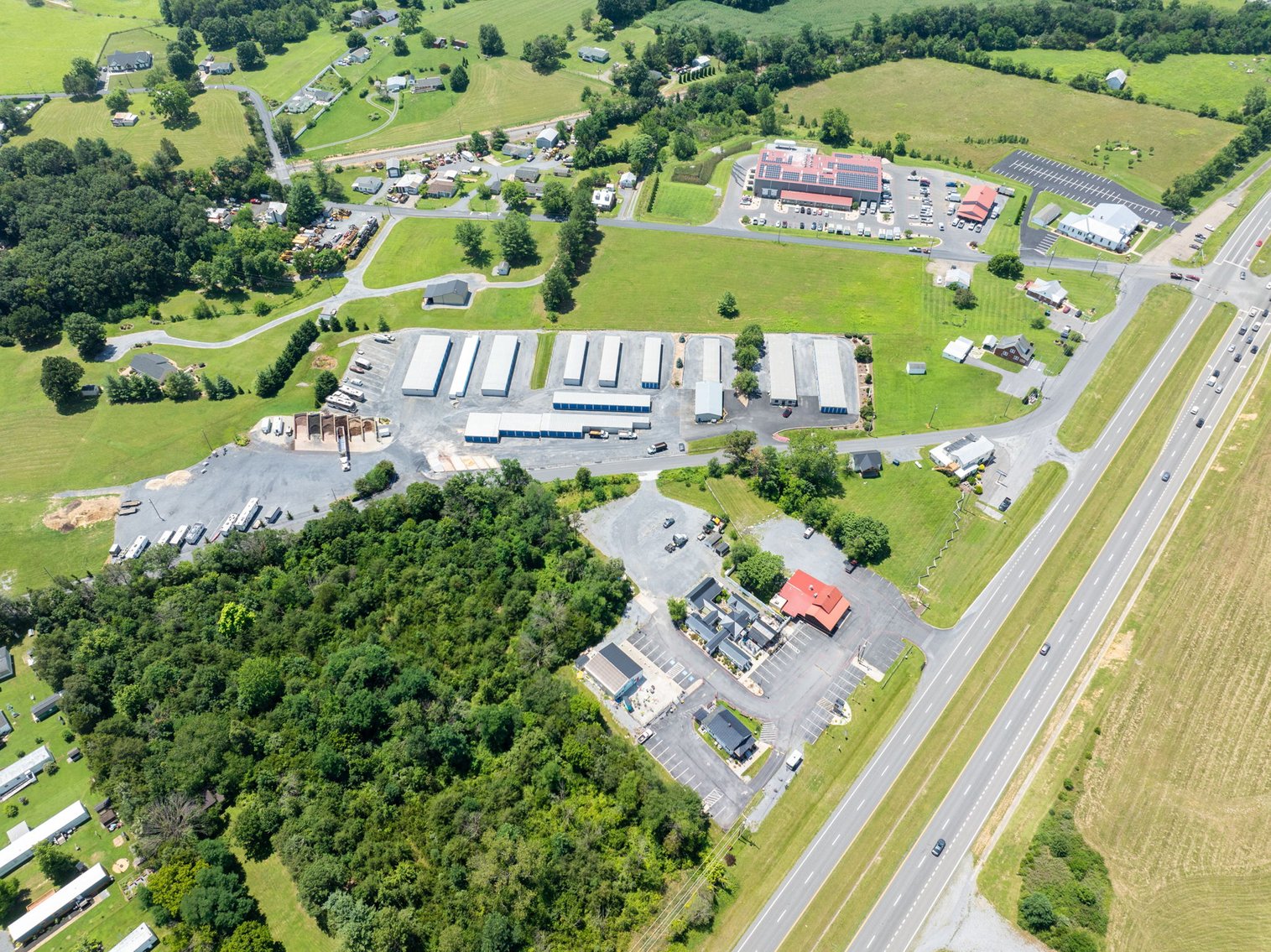 Image for Income Producing Multi-Tenant Commercial Retail Center - 6 Buildings on 1.59 Acres - Elkton VA
