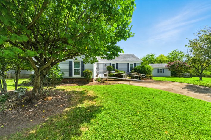 Image for WATERFRONT ESTATE AUCTION 