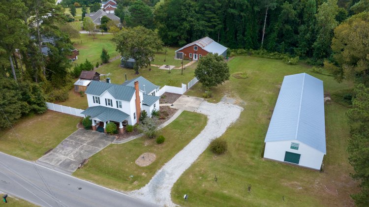 Image for Finance Friendly and Income Producing Auction. Beautifully Renovated 4 bed/ 2 Bath, 2282 Sq.ft  Country Estate with Converted Barns for Outdoor Entertaining & 24 Storage Units