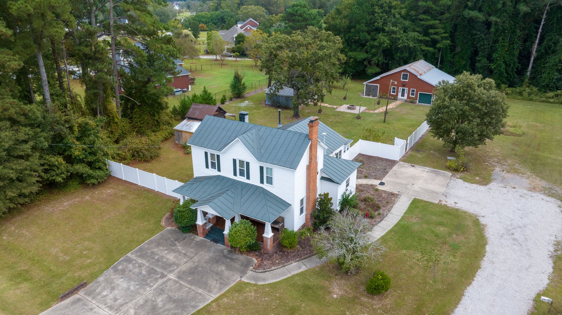 Image for Finance Friendly and Income Producing Auction. Beautifully Renovated 4 bed/ 2 Bath, 2282 Sq.ft  Country Estate with Converted Barns for Outdoor Entertaining & 24 Storage Units