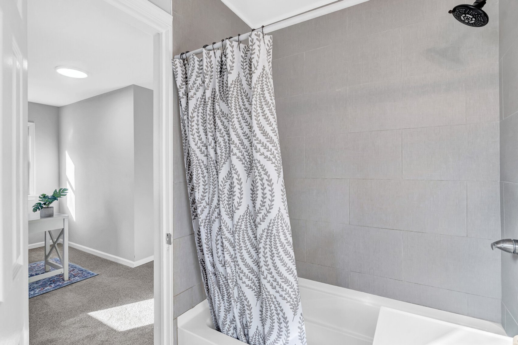 Image for No Cash Needed. Finance Friendly Auction. Fully renovated and upgraded 3 bed/1bath, 907 Sq. in Portsmouth, Va