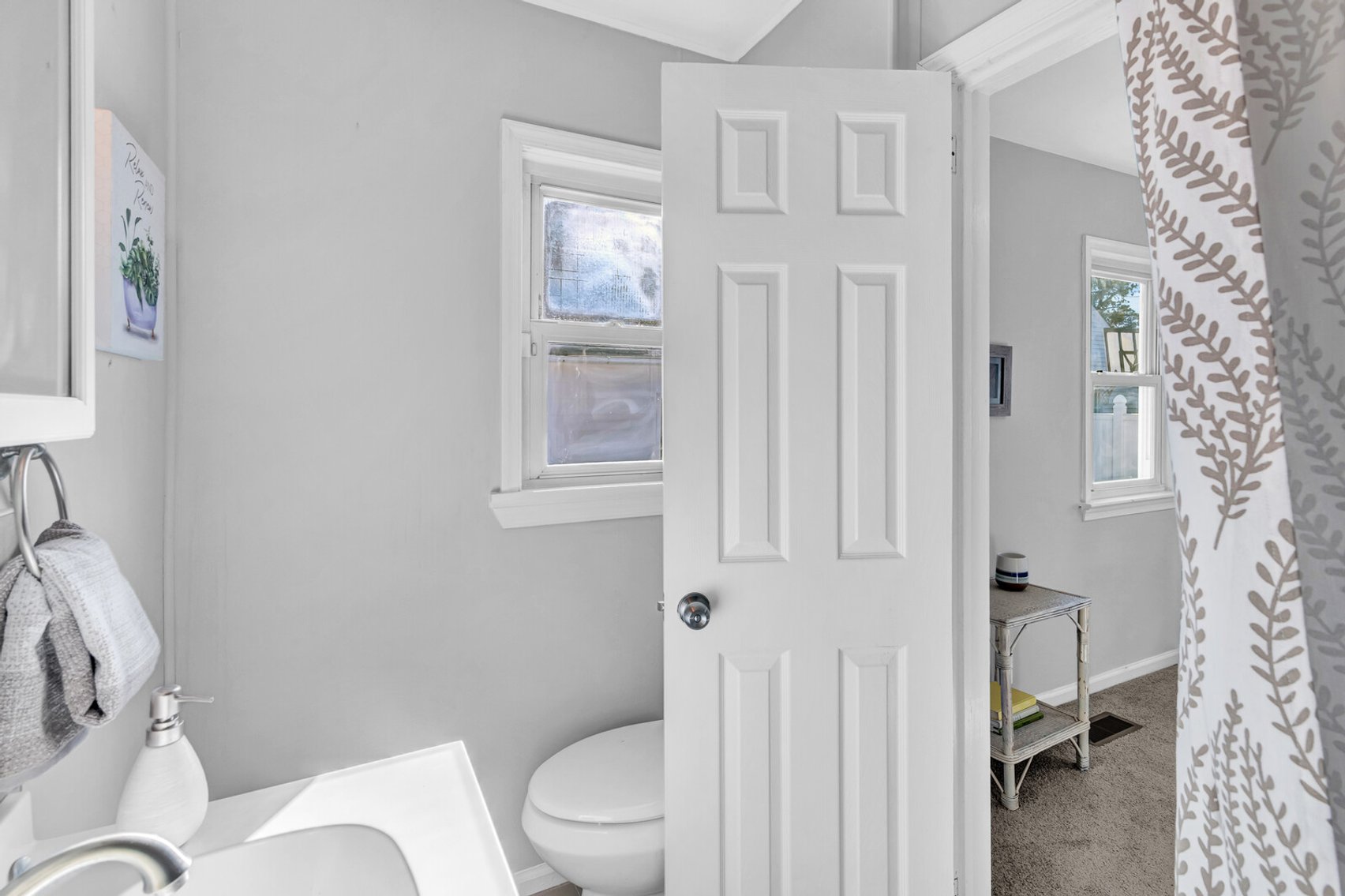 Image for No Cash Needed. Finance Friendly Auction. Fully renovated and upgraded 3 bed/1bath, 907 Sq. in Portsmouth, Va