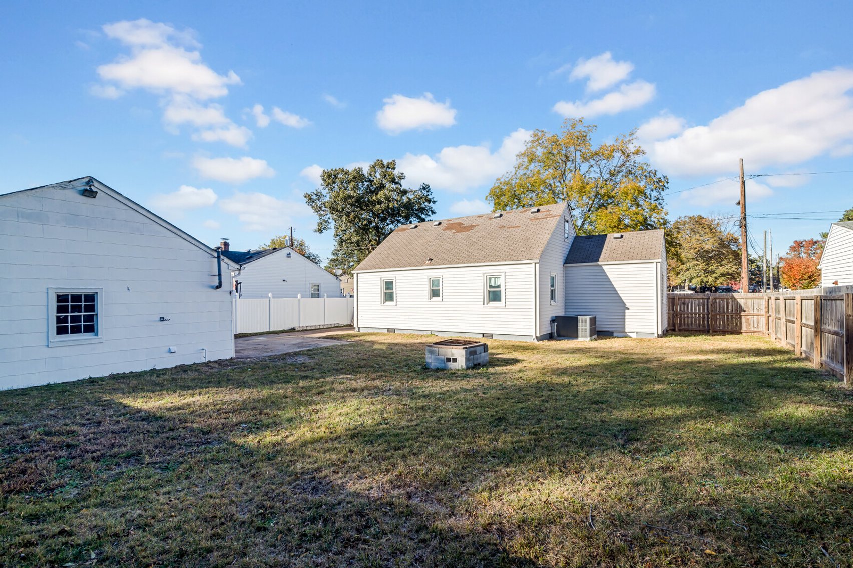 Image for No Cash Needed. Finance Friendly Auction. Fully renovated and upgraded 3 bed/1bath, 907 Sq. in Portsmouth, Va