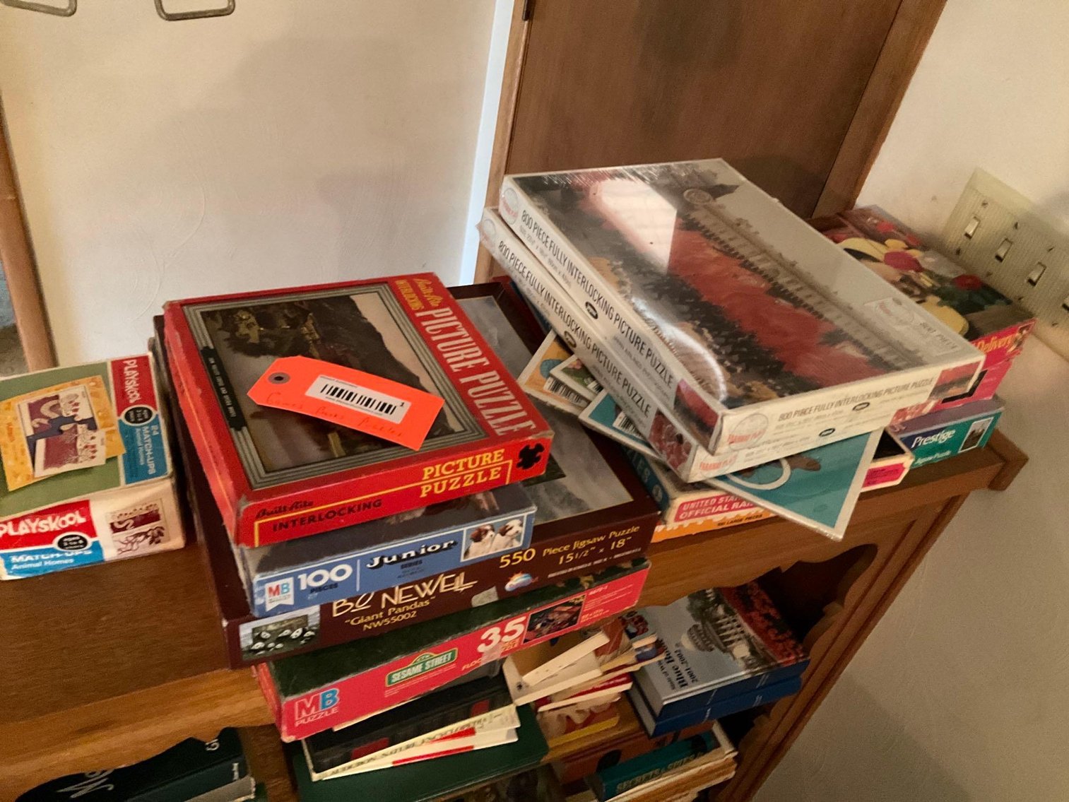 Image for Furniture, collectibles, household-Bader St