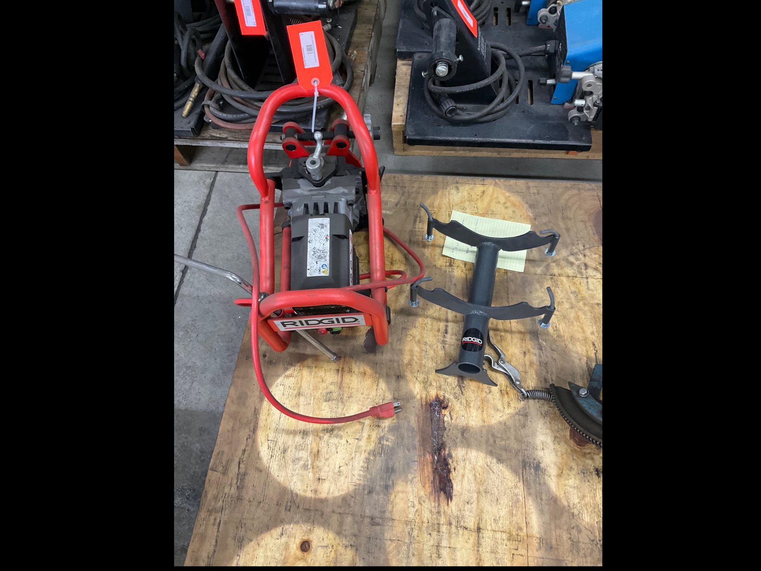 Image for Plumbers & Steamfittes UA Local 400 - Tools, Welding related, Office furniture, Folding tables, Stacking chairs