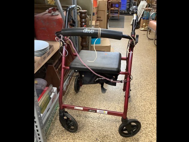 Image for Green Room/Front - 12/3/25