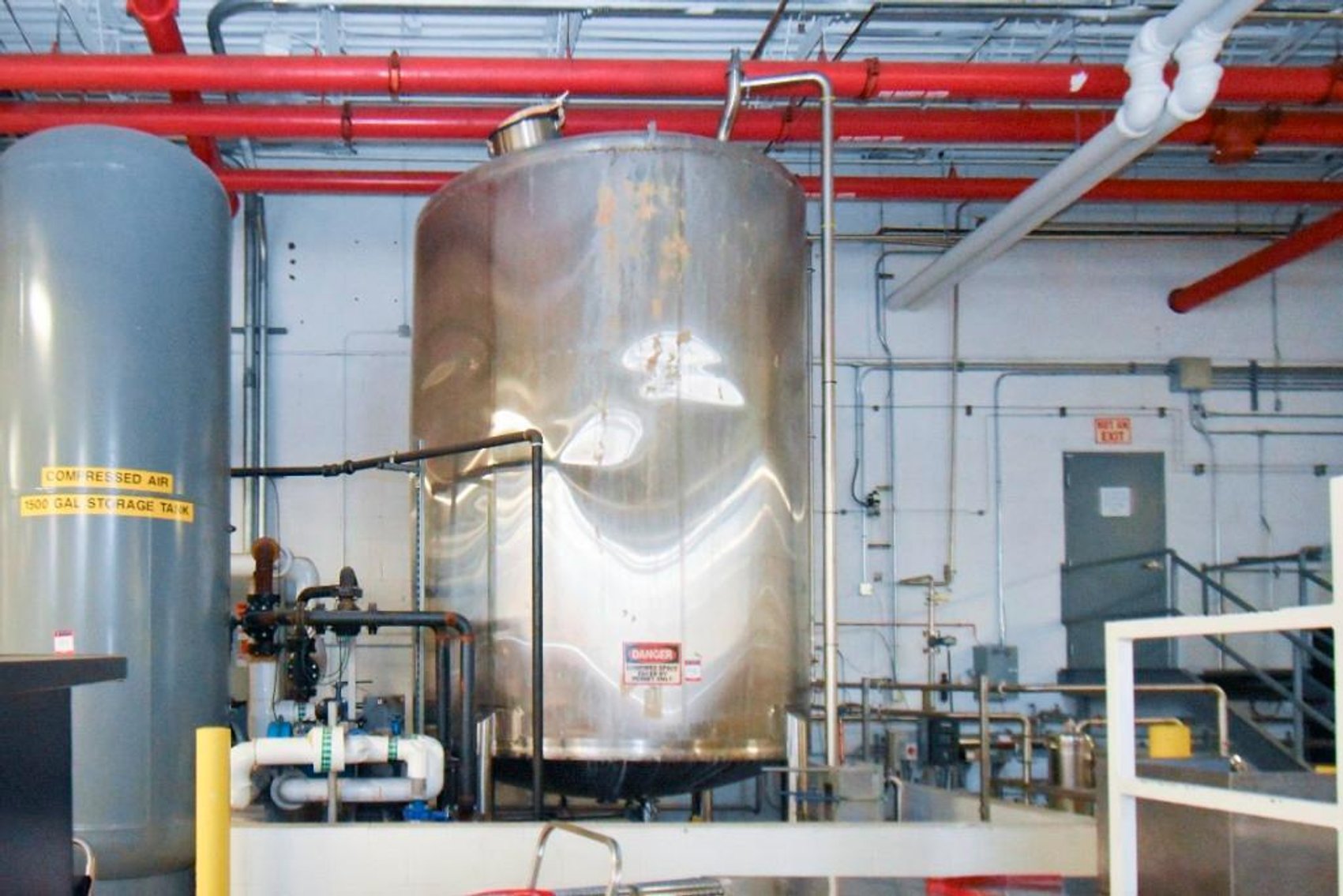 Image for MJK1863 6000 Gallon Mueller Tank