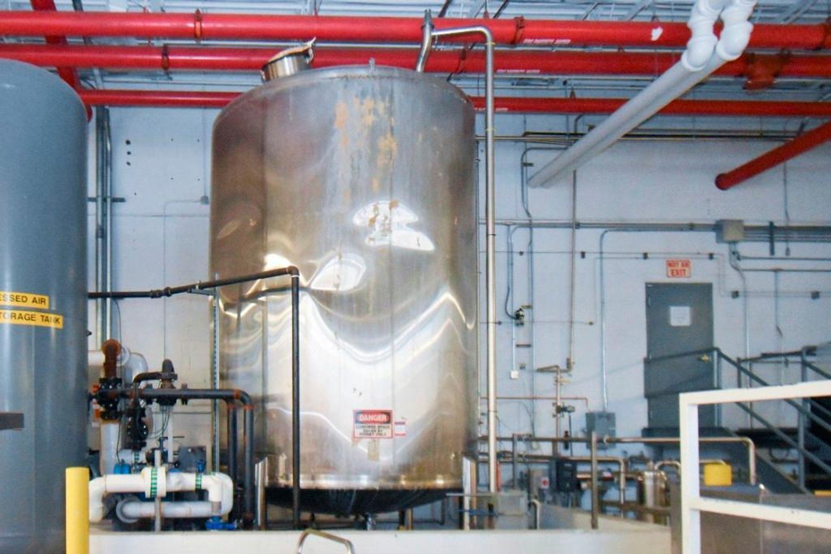 Image for MJK1863 6000 Gallon Mueller Tank