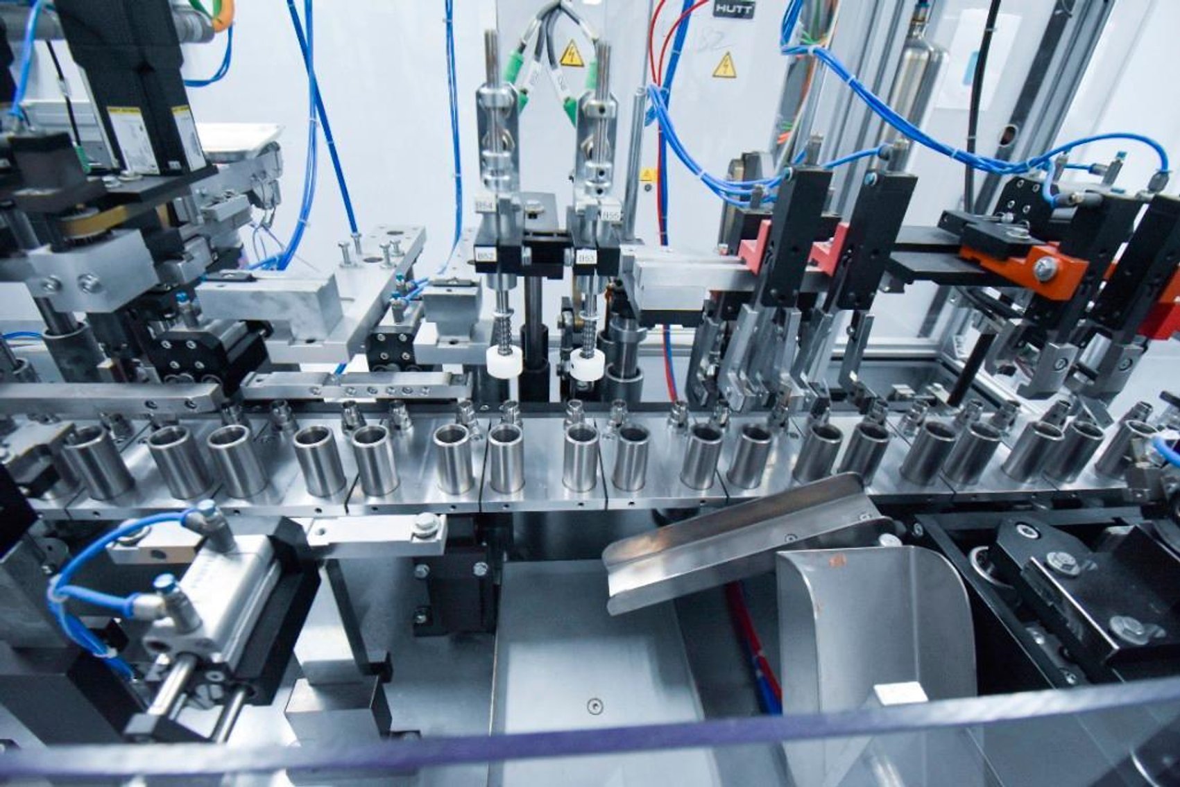 Image for ***SOLD***  MJK1862 HUTT VPM 1000