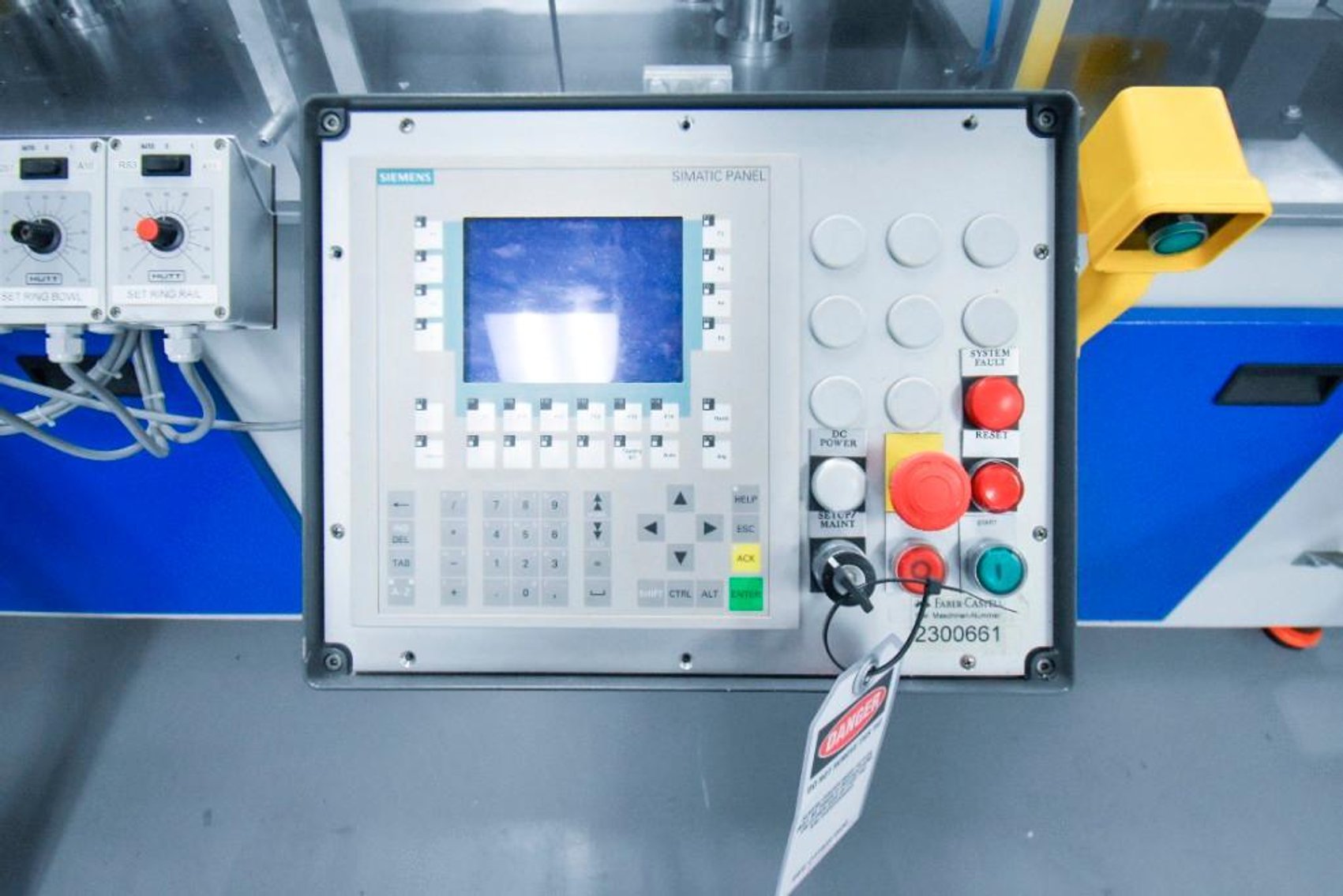 Image for ***SOLD***  MJK1862 HUTT VPM 1000