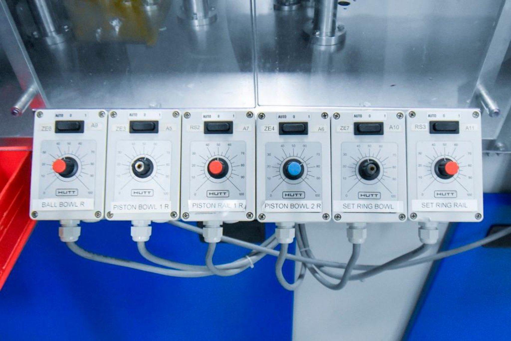 Image for ***SOLD***  MJK1862 HUTT VPM 1000