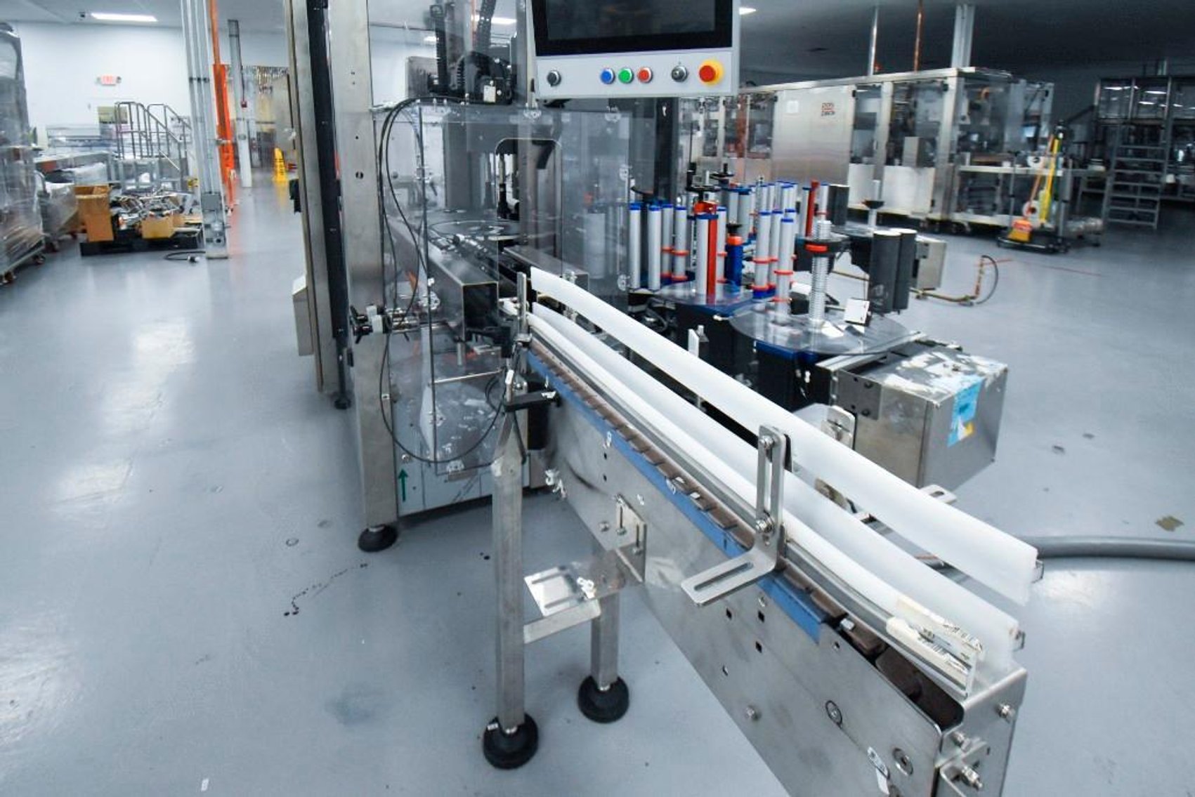 Image for ***SOLD*** MJK1859 P.E Automatic labelling machine Series SL KD776