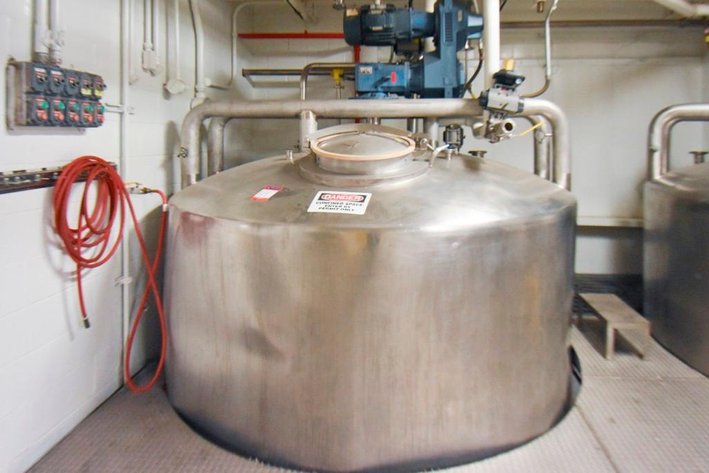 Image for MJK1854 Stainless Steel Tank 5,800 Gallons with Agitation