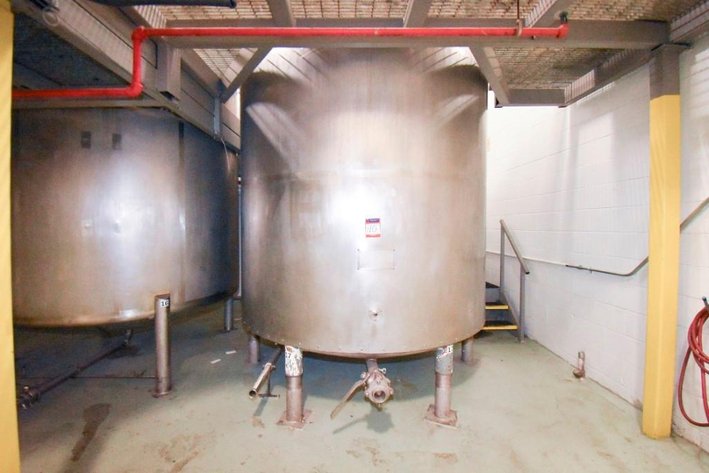 Image for MJK1853 4000 Gallon Tank