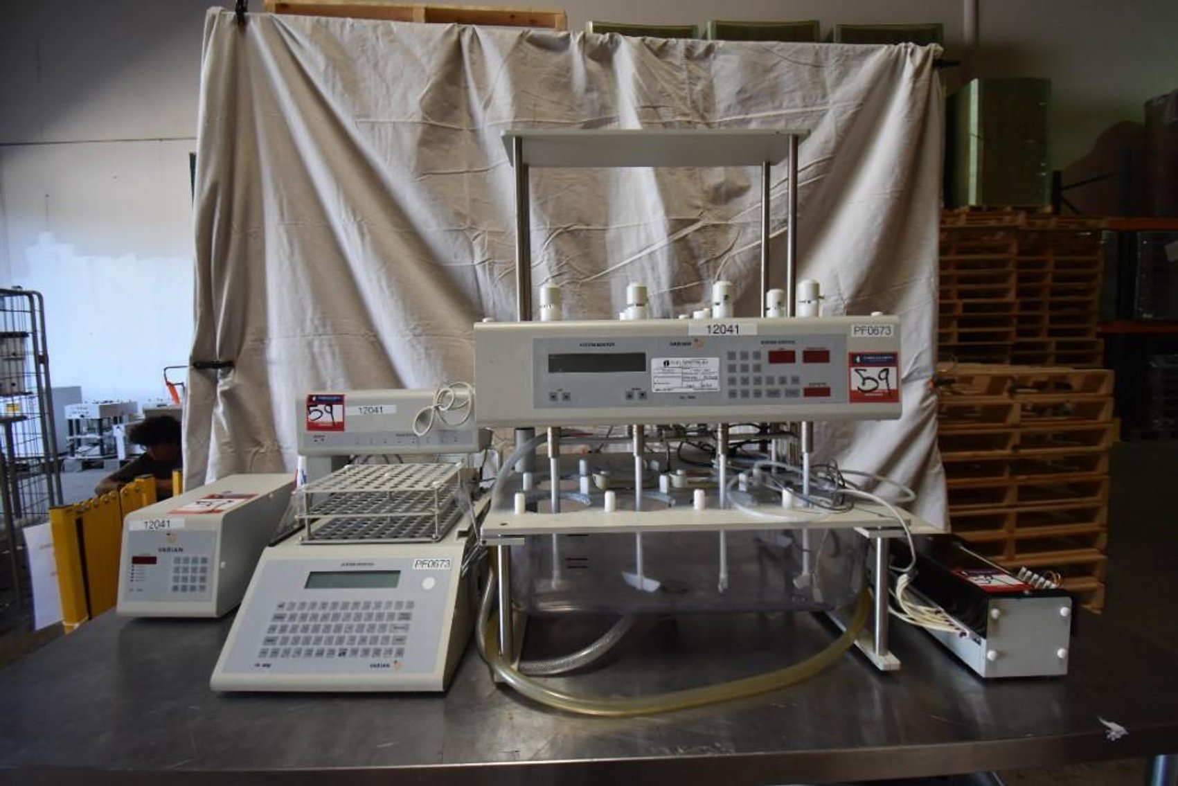 Image for ***SOLD*** MJK1828 VARIAN VK7000, Peril-static pump, VARIAN VK8000, VARIAN VK750D