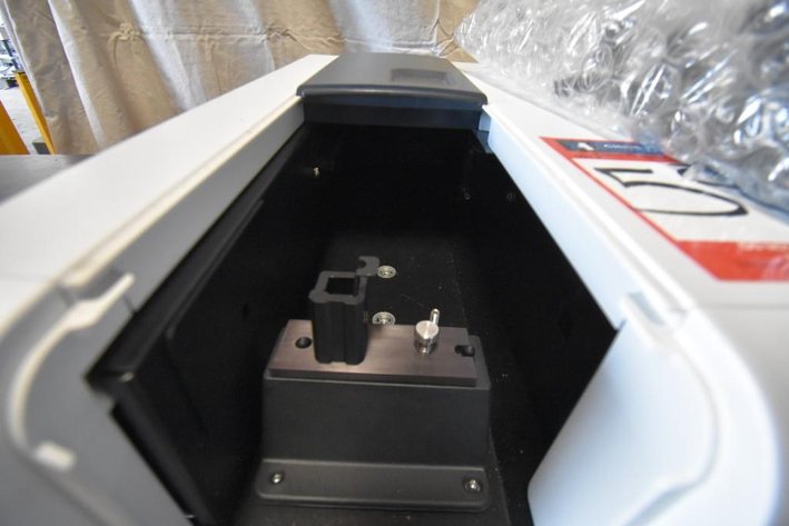 Image for ***SOLD*** MJK1827 Agilent (Cary 60 UV-VISION)