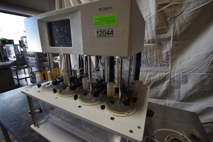 Image for MJK1826 Agilent technologies 708– DS dissolution apparatus with peristaltic pump