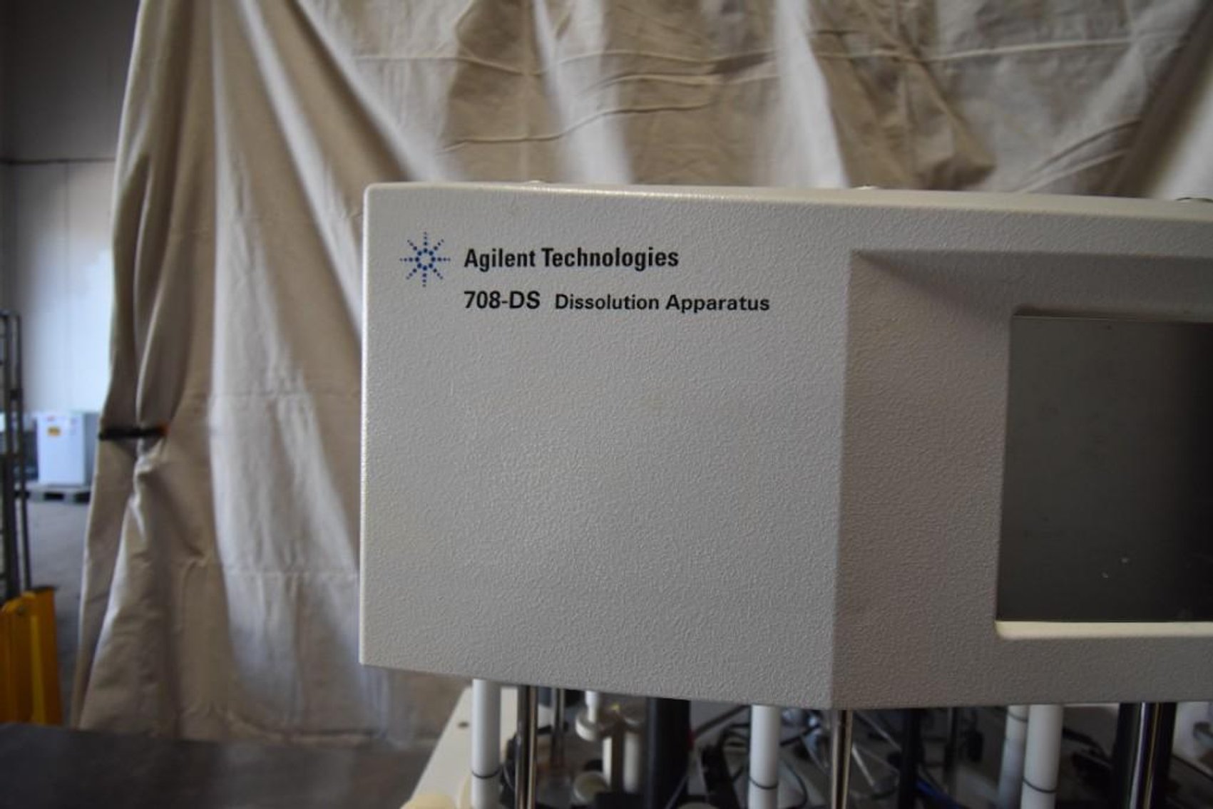 Image for MJK1826 Agilent technologies 708– DS dissolution apparatus with peristaltic pump