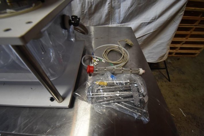 Image for MJK1826 Agilent technologies 708– DS dissolution apparatus with peristaltic pump