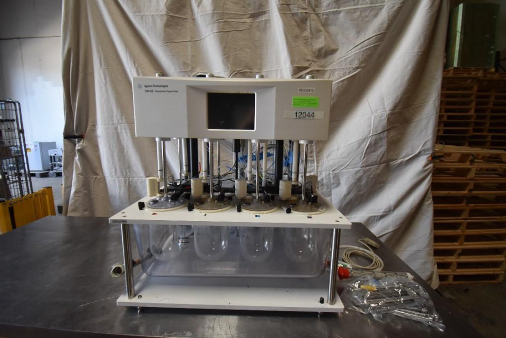 Image for MJK1826 Agilent technologies 708– DS dissolution apparatus with peristaltic pump