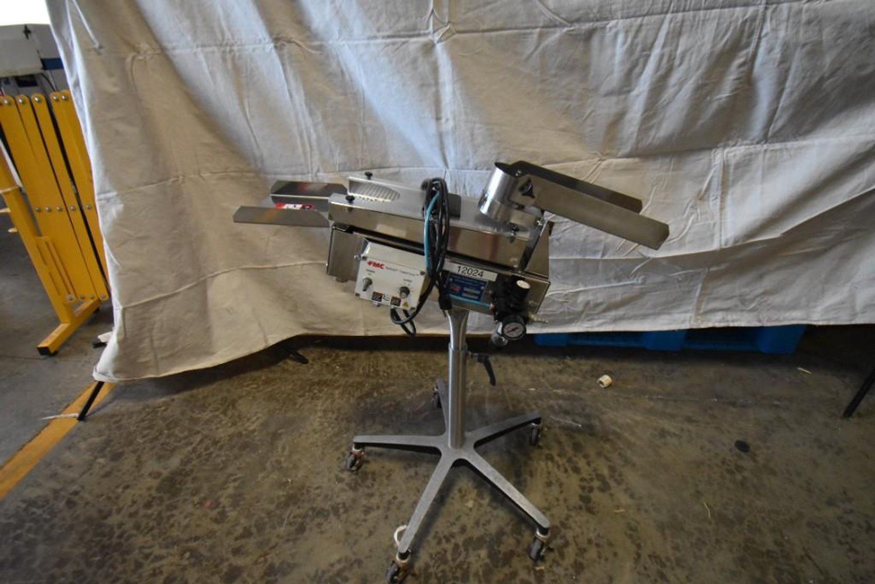 Image for ***SOLD*** MJK1808 George Nutting Co Tablet Deduster