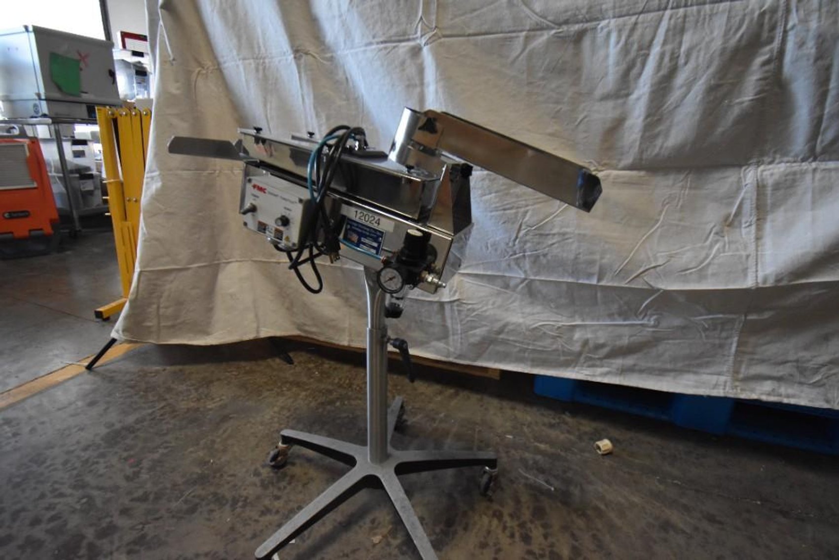 Image for ***SOLD*** MJK1808 George Nutting Co Tablet Deduster