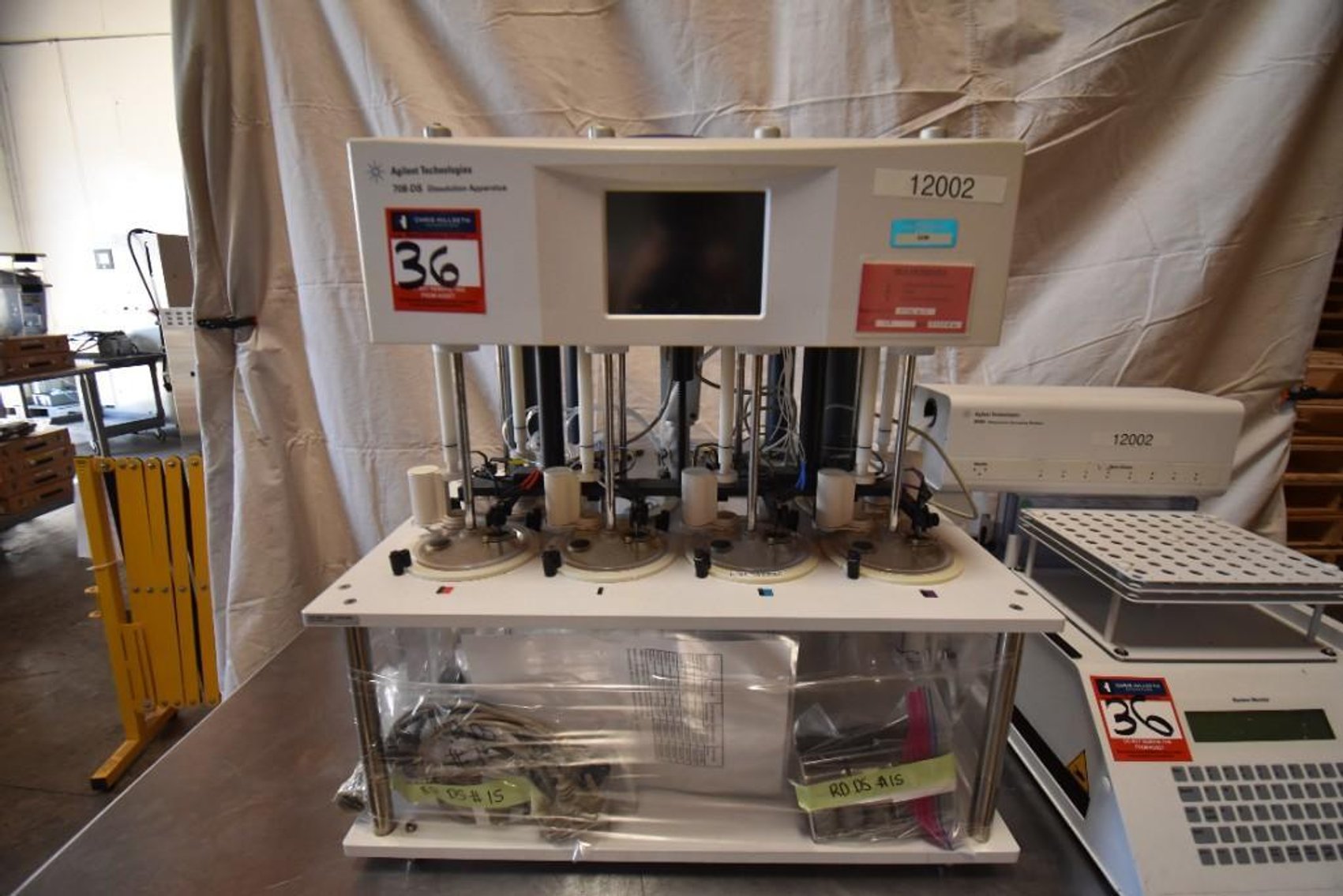 Image for ***SOLD*** MJK1805 Agilent technologies 708– DS dissolution apparatus, 8000 dissolution sampling station