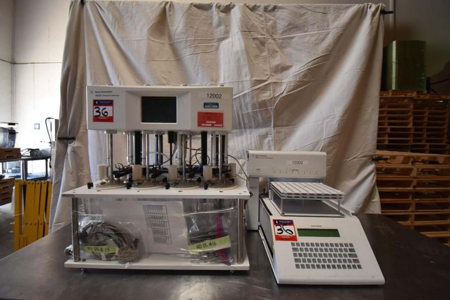 Image for ***SOLD*** MJK1805 Agilent technologies 708– DS dissolution apparatus, 8000 dissolution sampling station