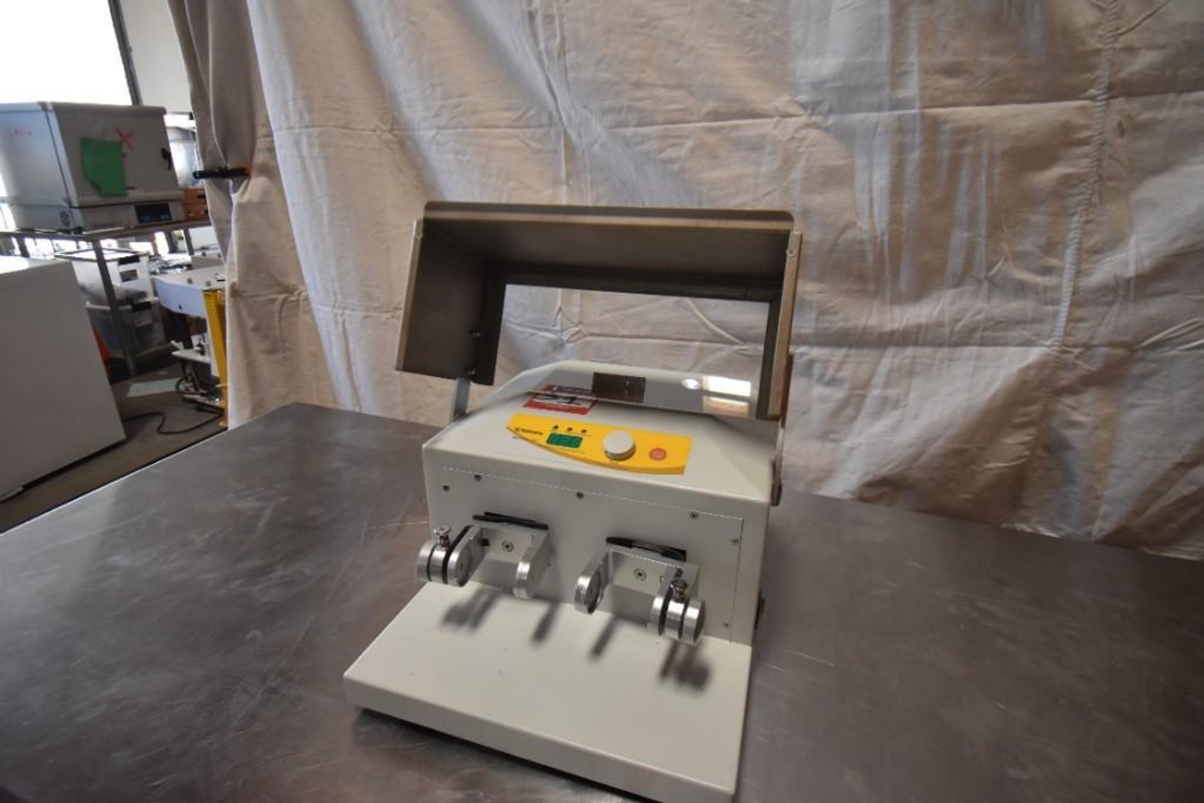 Image for MJK1800 Tehtnica Millmix 20