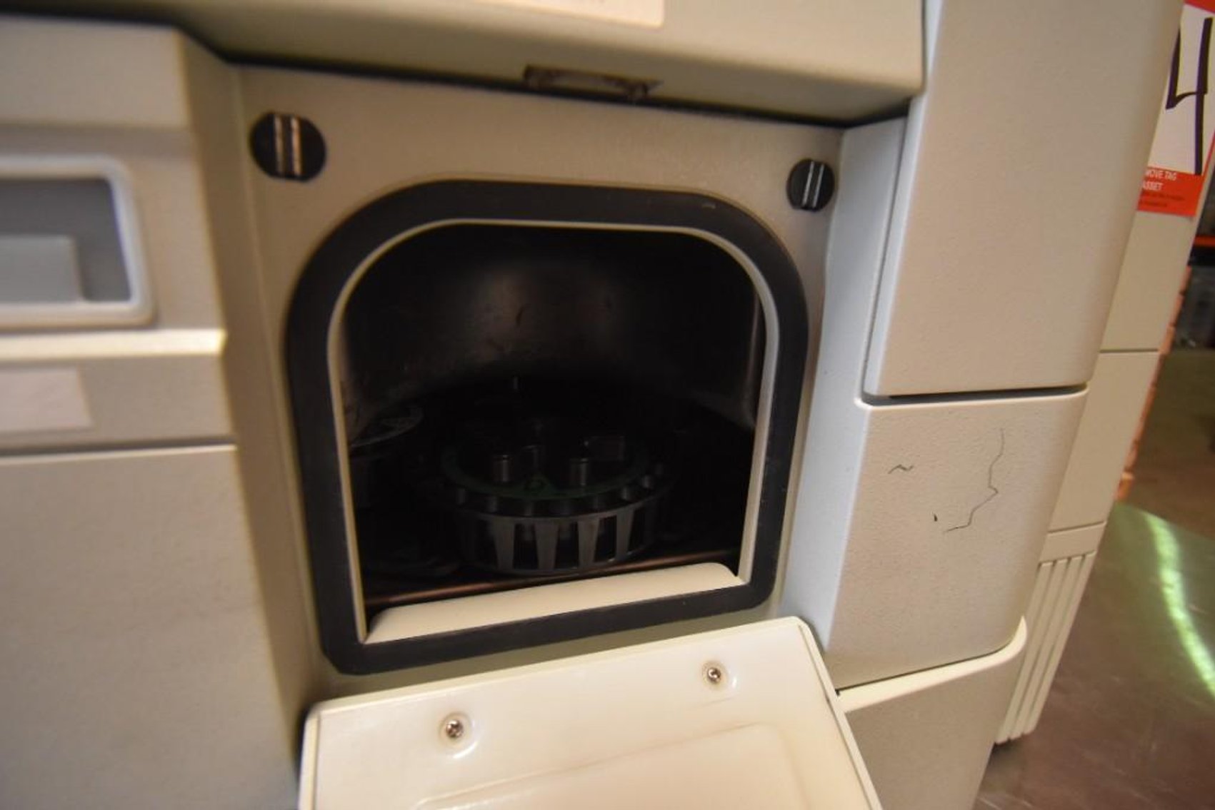 Image for ***SOLD*** MJK1803 Waters 2695 Seperations module, Waters 2489 UV/visible detector