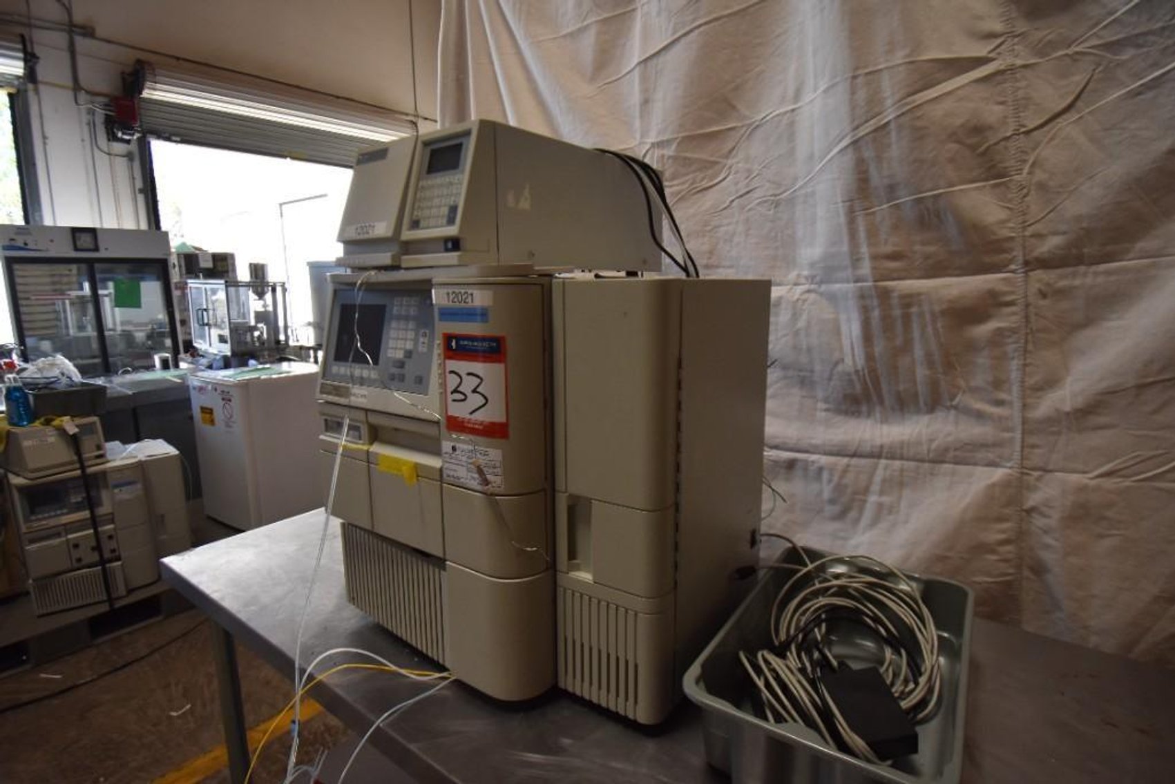 Image for ***SOLD*** MJK1802 Waters 2695 Seperations module, Waters 2489 UV/visible detector