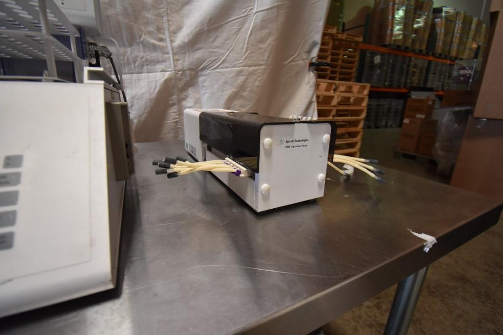 Image for ***SOLD*** MJK1797 Agilent technologies 708– DS dissolution apparatus