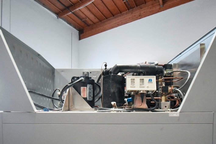 Image for MJK1789 Environmental Specialties, Cryo-refrigerator (ES 2000 C)