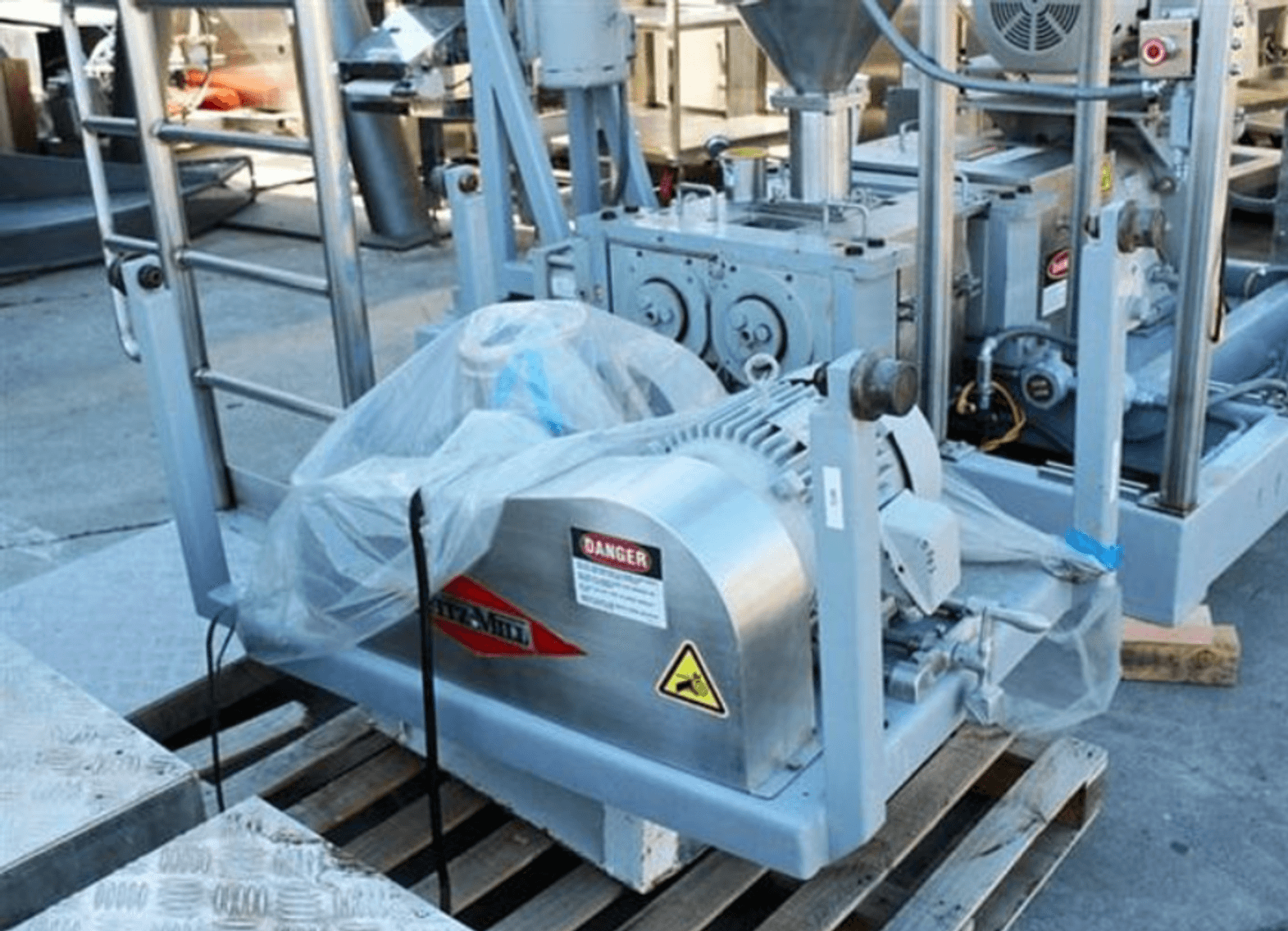 Image for MJK1309 Fitzpatrick 4L X 10D Chilsonator/Roller Compactor