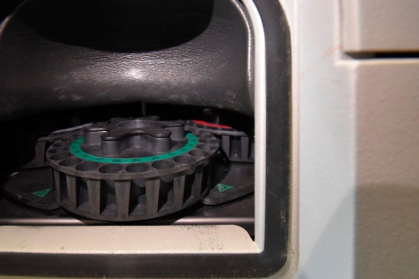 Image for ***SOLD*** MJK1770 Waters 2695 HPLC Seperations Module & Waters 2487 Dual Absorbance Detector