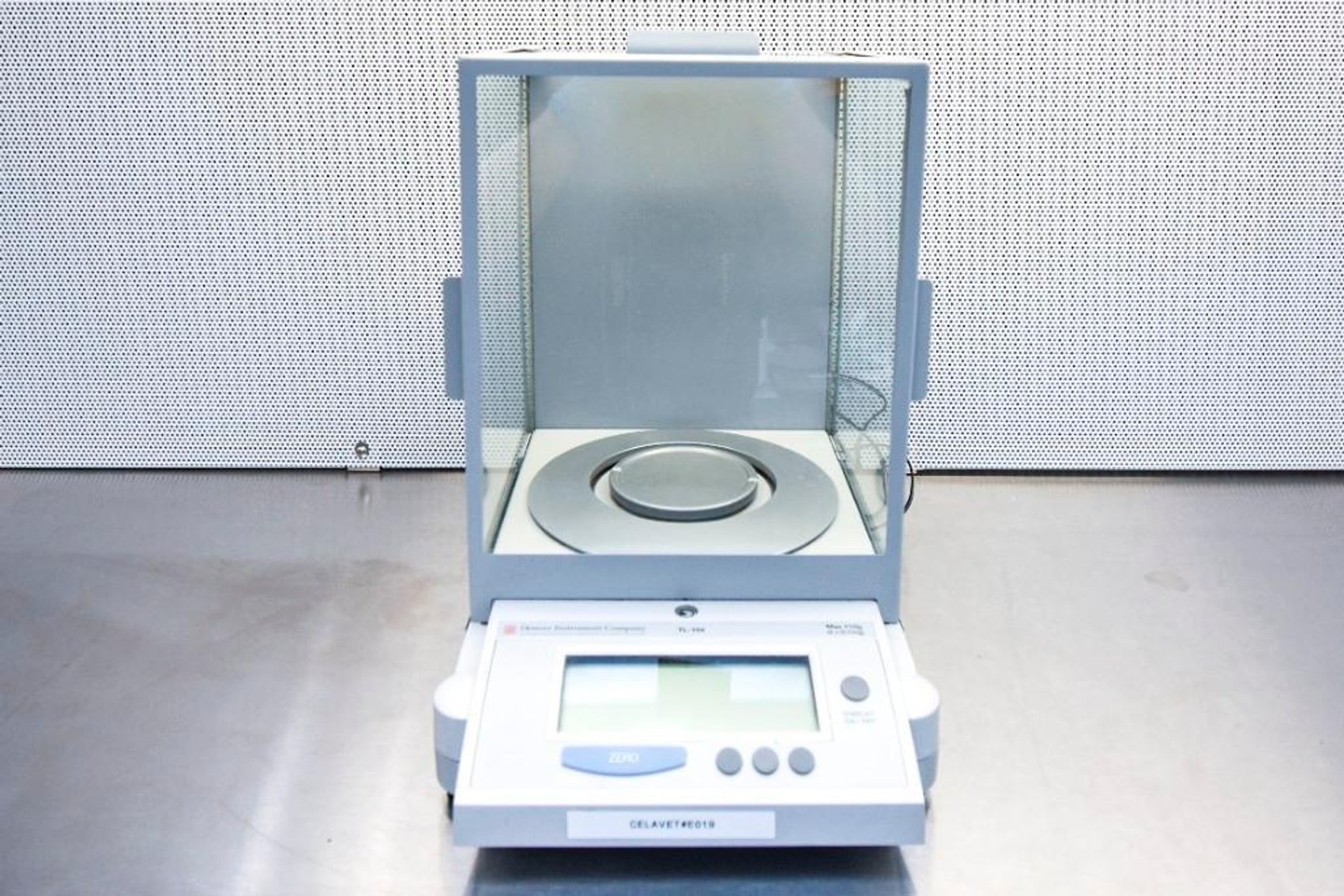 Image for MJK1753 Denver Instrument Company Toploading Balance Model: TL- 104