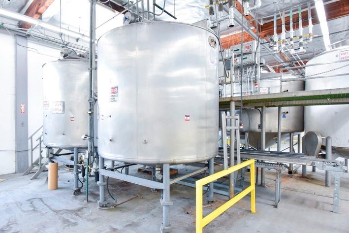 Image for MJK1702 1500 Gallon Stainless Steel Tank Full Sweep Blade