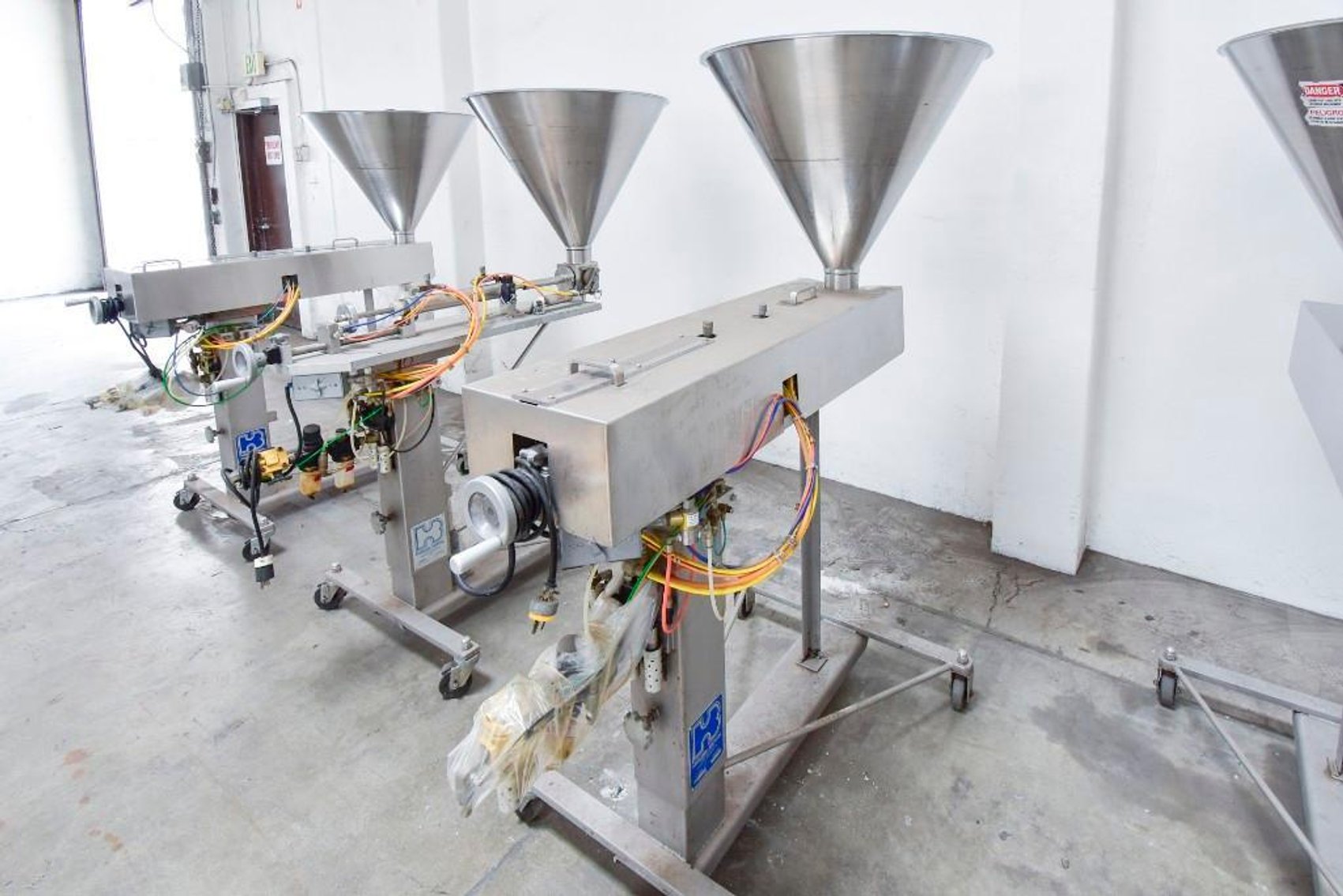 Image for ***SOLD*** MJK1727 Hinds Bock Single Piston Liquid Filler on Casters