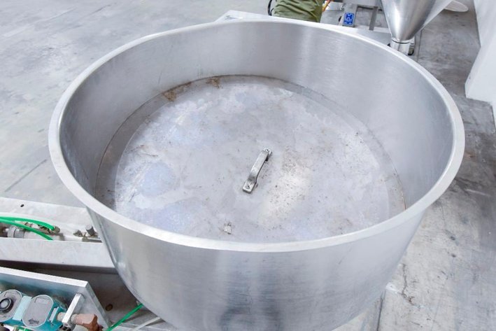 Image for ***SOLD***  MJK1720 Single Piston Liquid Filler with Hopper on Casters