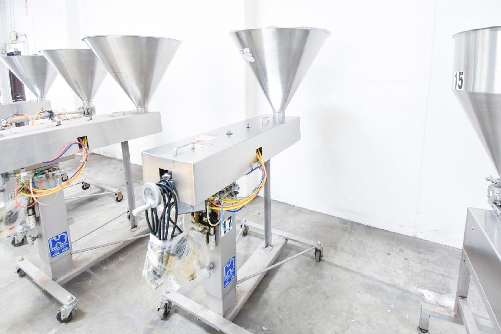 Image for ***SOLD*** MJK1726 Hinds Bock Single Piston Liquid Filler on Casters