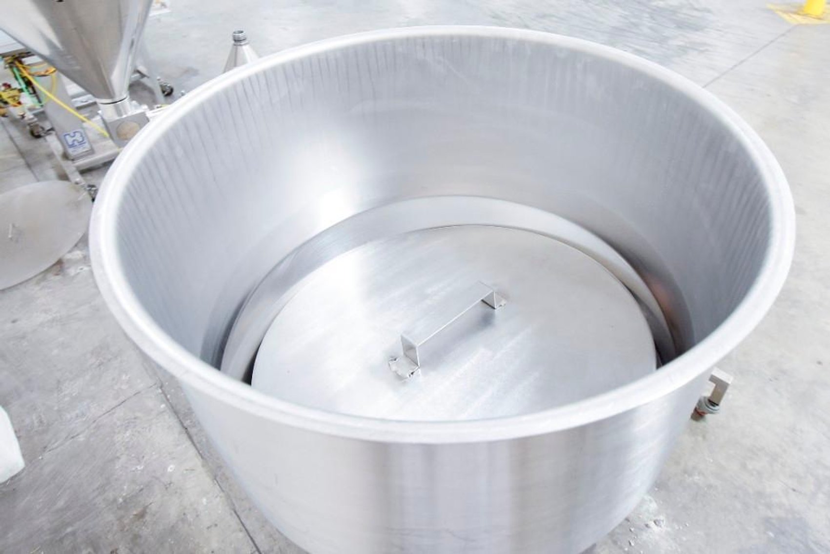 Image for ***SOLD*** MJK1725 Hinds Bock Single Piston Liquid Filler on Casters