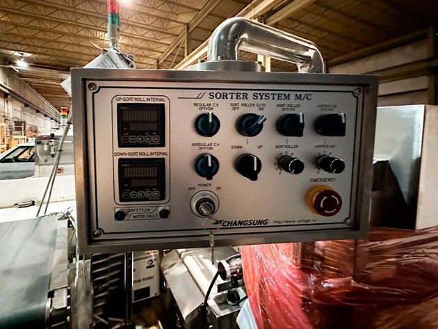 Image for ​​​​​​​***SOLD*** MJK1888 Chang Sung Softgel Sorter System 10 Lane