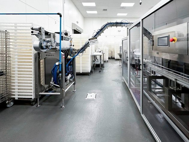 Image for MJK2000 FORD 310 MD Press Bottle/Jar Foil Sealer