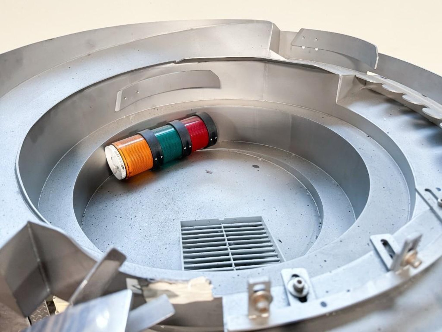 Image for MJK2004 8 Spindle Capper w/ Feeder&nbsp;MDL HJB