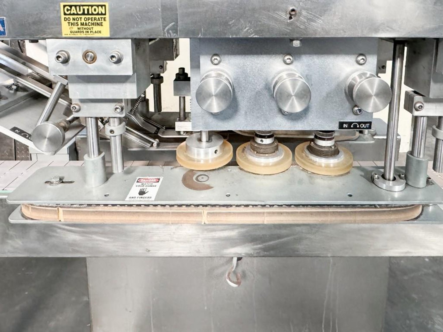 Image for MJK2006 SureKap Spindle Capper w/ conveyor MDL SK 6000\uFFFd18