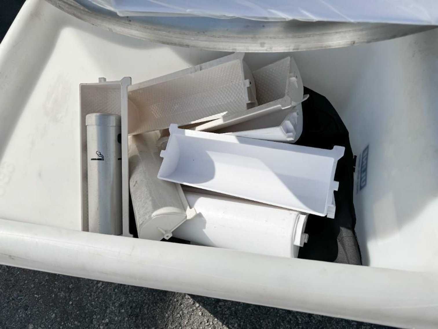 Image for MJK2028 14 Head Scale w/Buckets & Mezzanine