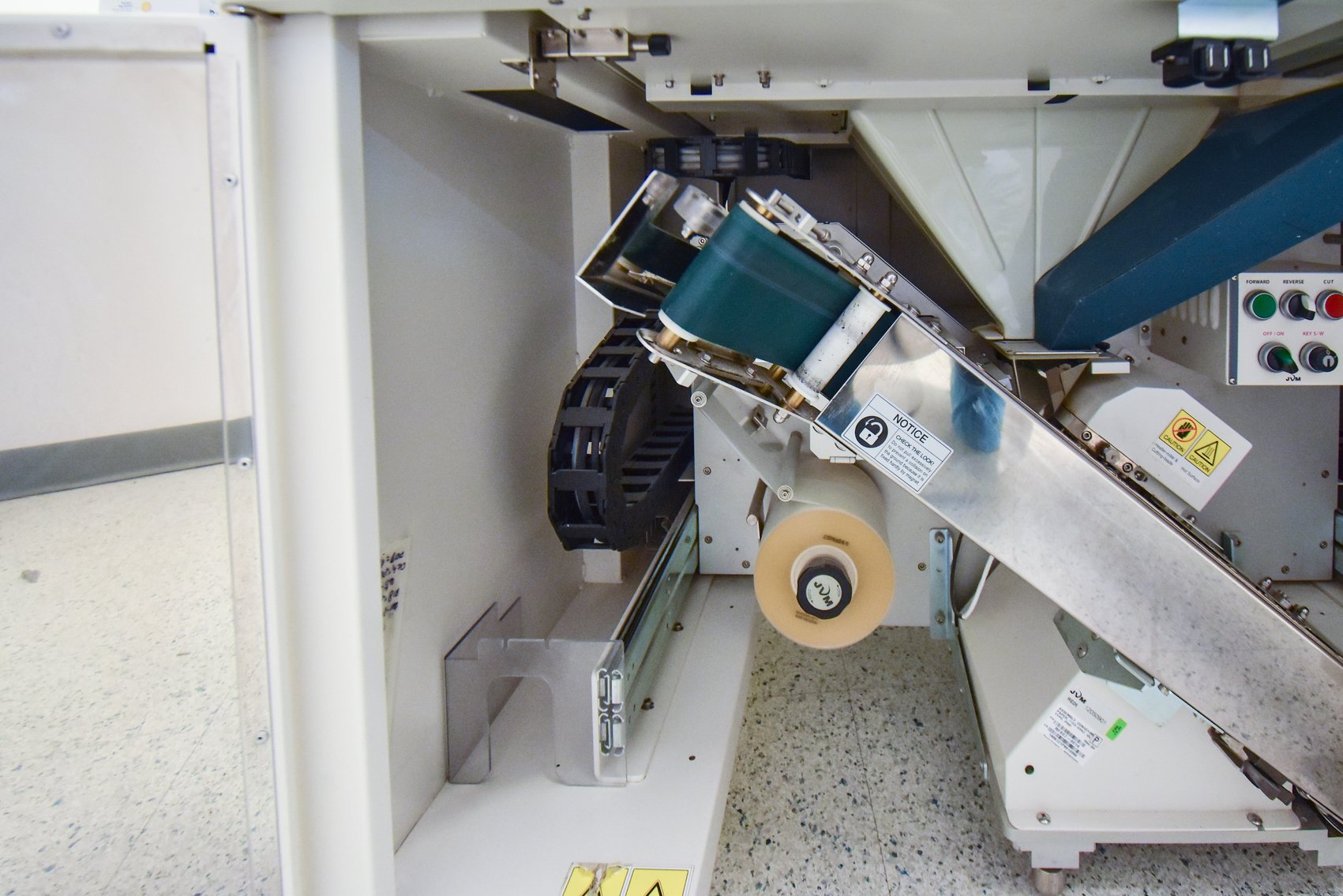 Image for MJK2030 Automatic Tablet Dispensing & Packaging System MDL: JV 240BX6