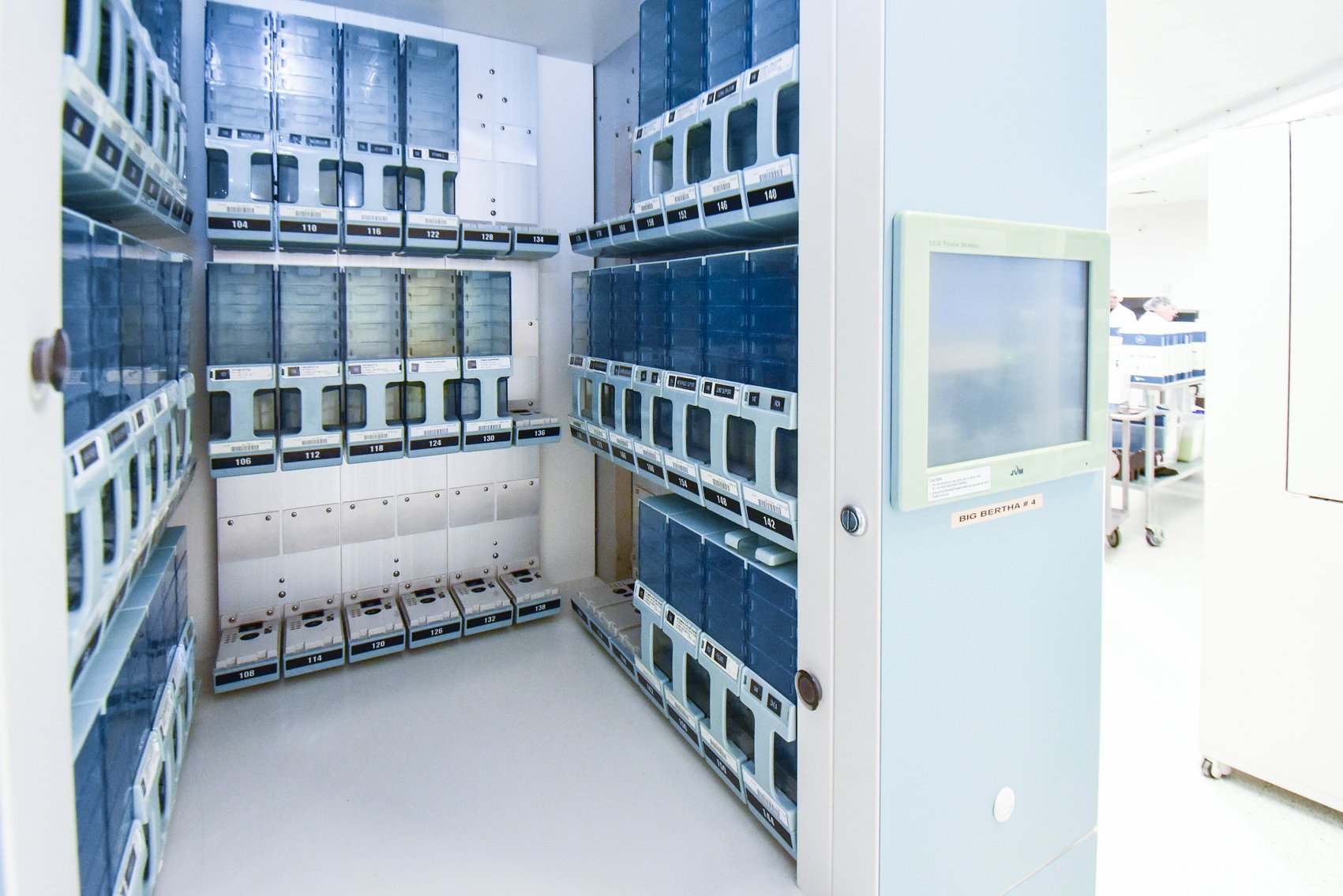 Image for MJK2030 Automatic Tablet Dispensing & Packaging System MDL: JV 240BX6