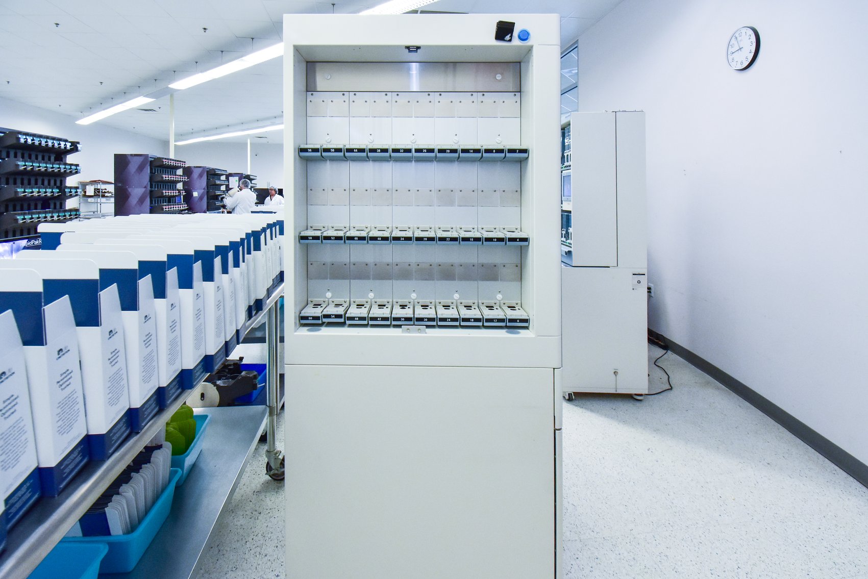 Image for MJK2030 Automatic Tablet Dispensing & Packaging System MDL: JV 240BX6