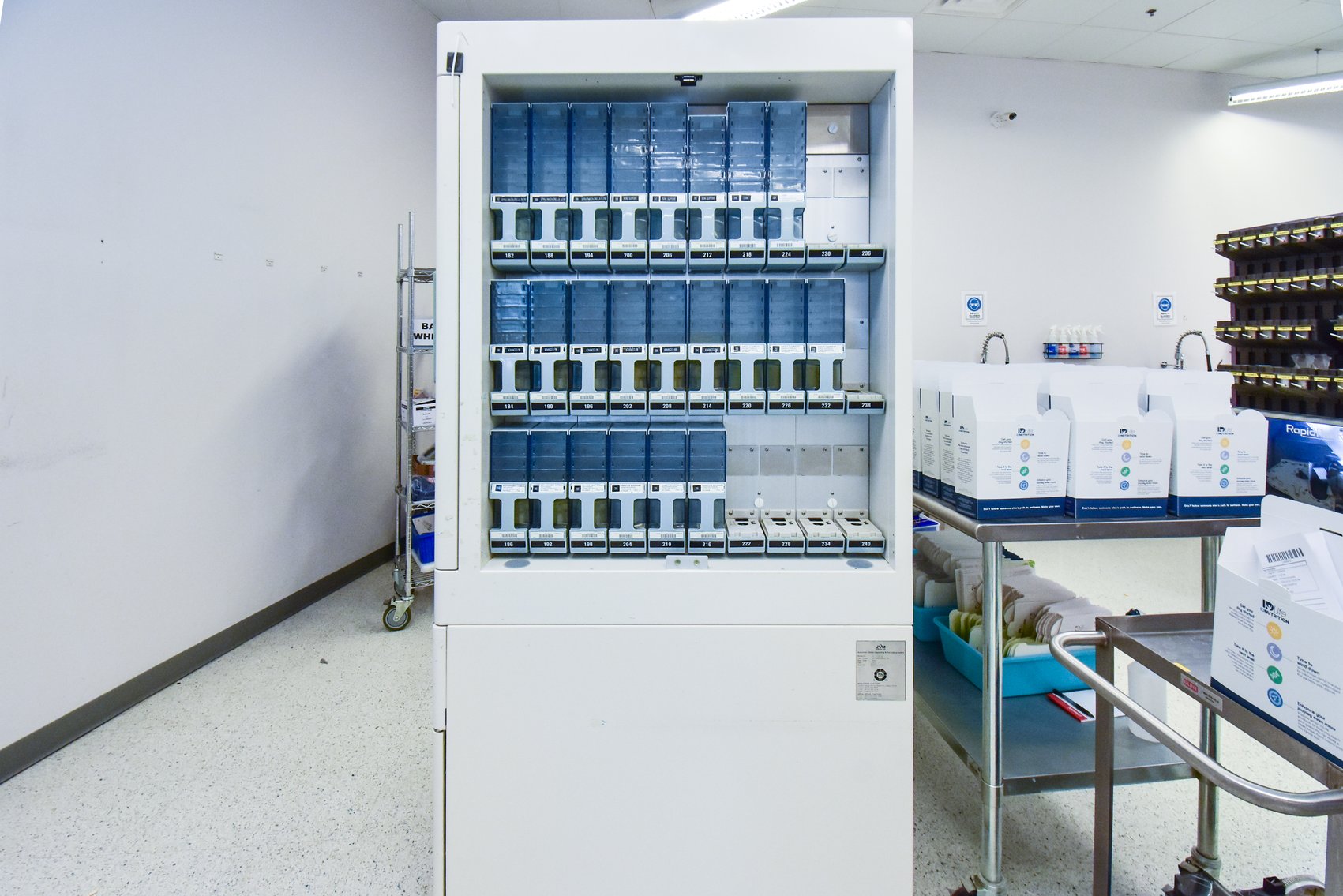 Image for MJK2030 Automatic Tablet Dispensing & Packaging System MDL: JV 240BX6